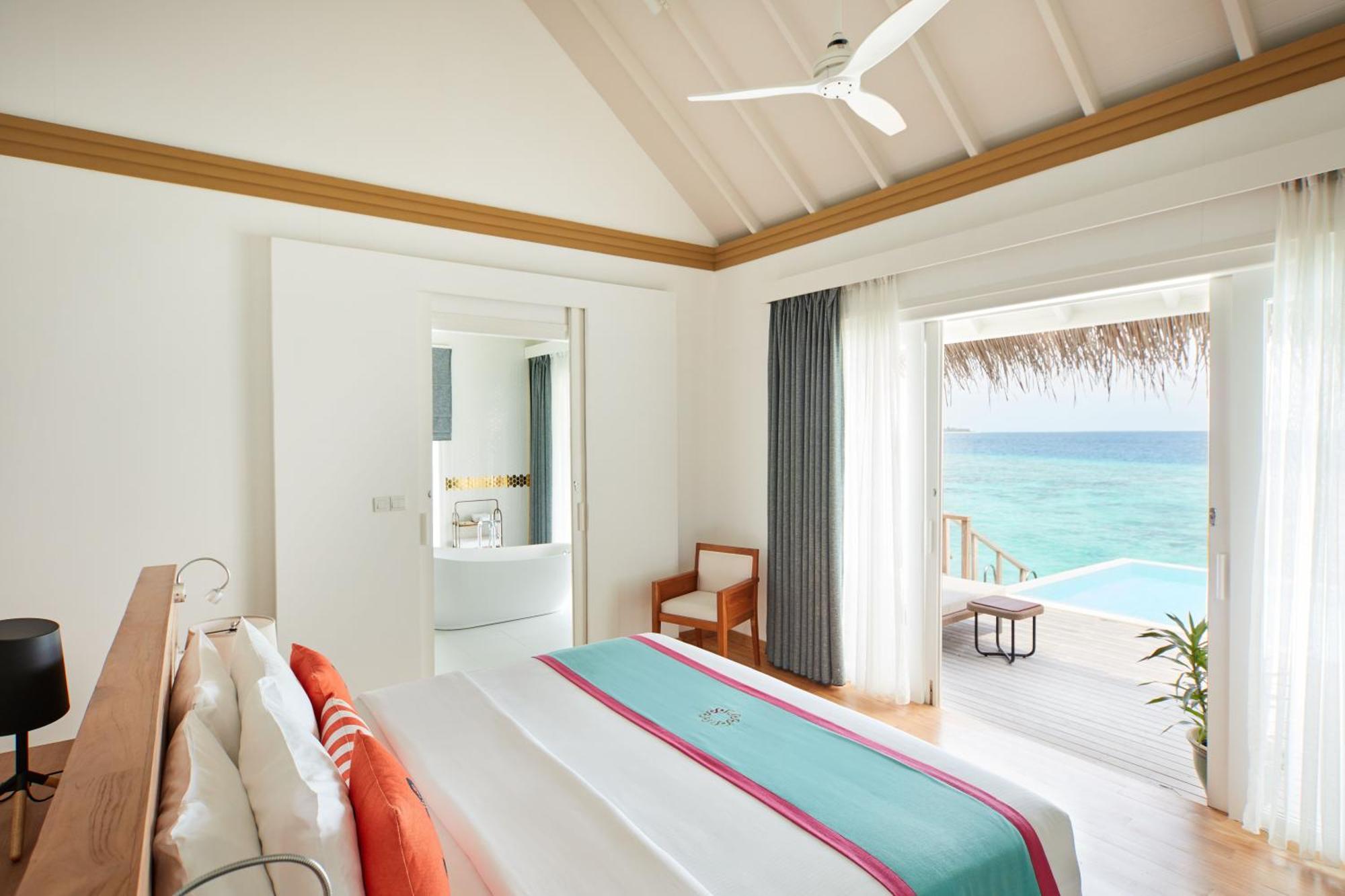 Sun Siyam Iru Veli - 24 Premium With Free Transfers 5*